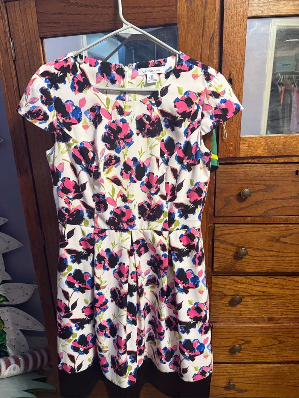 Liz Claiborne women’s White Floral Fit & Flare Dress - Pink & Blue